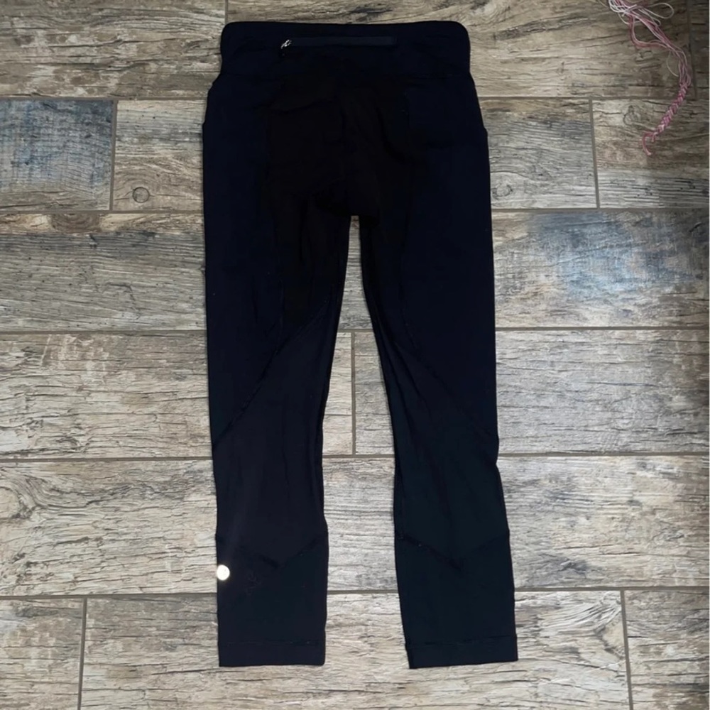LULULEMON BLACK LEGGINGS